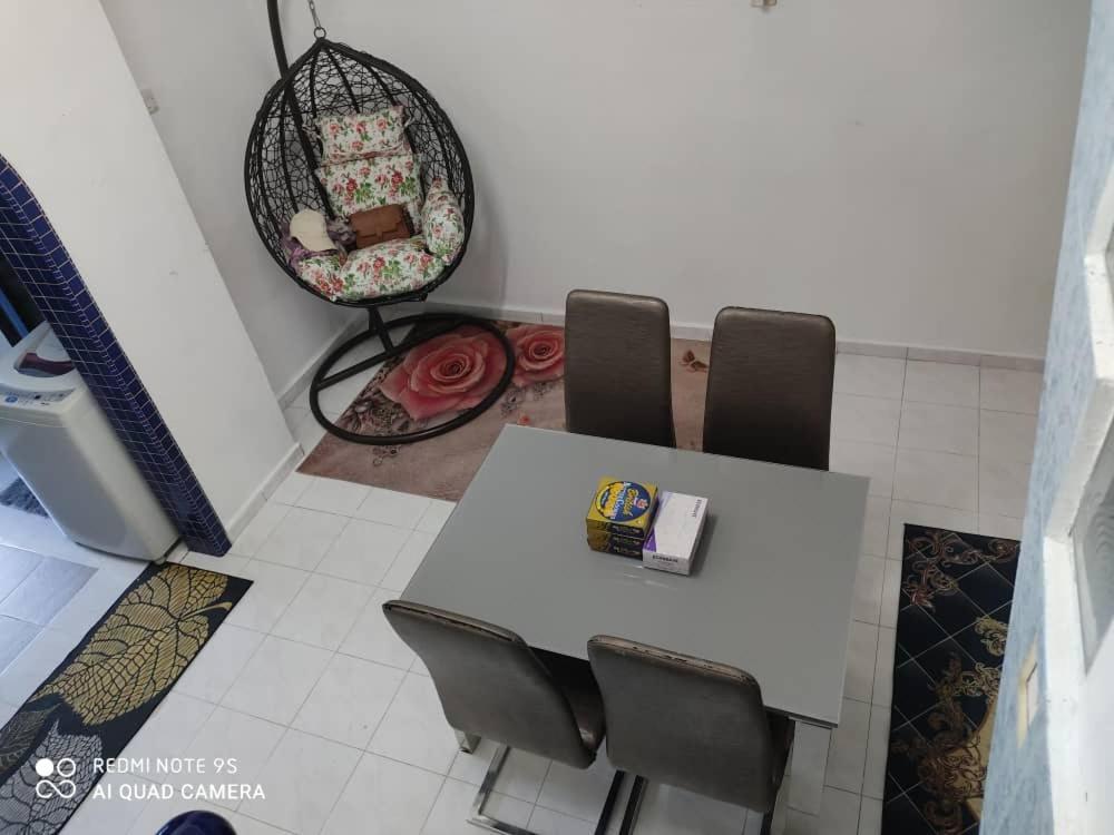 R&R Homestay Simpang Renggam Zewnętrze zdjęcie